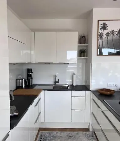 Moderne & Moeblierte 2 Zkb Mit Terrasse Direkt An Der Donau, 公寓 因戈尔施塔特